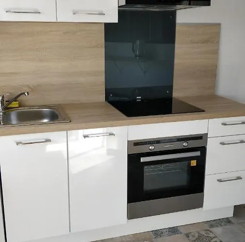 T2 55m2 Proche Centre Et Gare Avec Parking Appartement